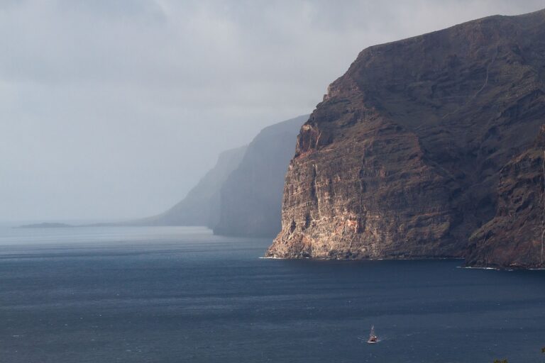 falaises gigantes tenerife kayak